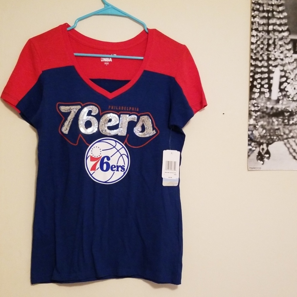 Nba 76ers tee shirt